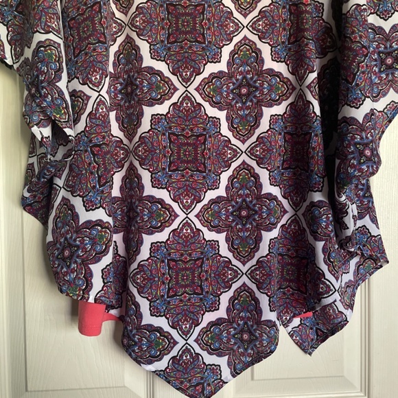 Blouse - Picture 2 of 4